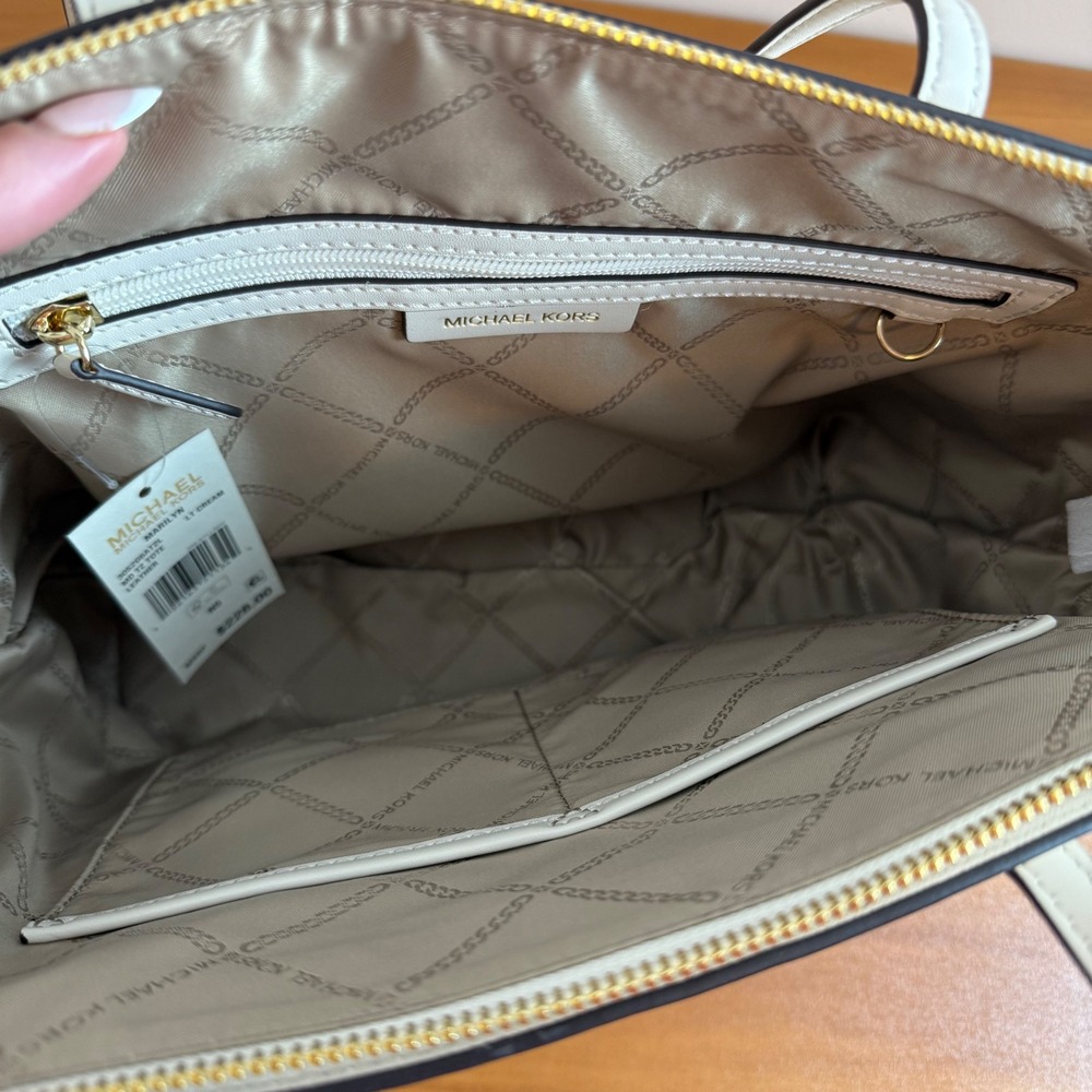 Michael Kors Marilyn Leather Medium Tote Bag LT Cream Gold MK Logo - Picture 3 of 16